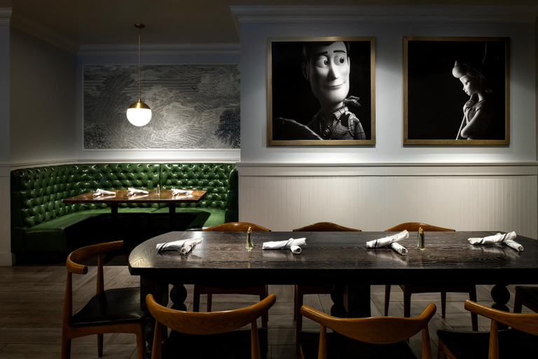 Food & Drinks 5, Pixar Place Hotel, Orange