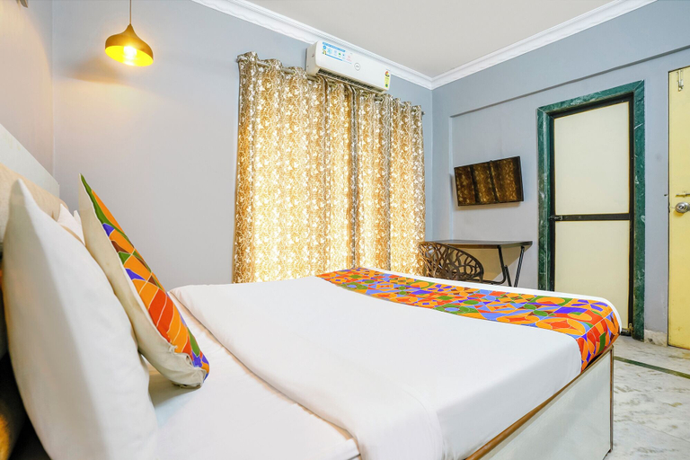 Room 5, Fabhotel Galaxy Grand, Raigarh