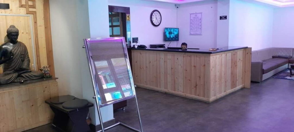 Reception, Mayanka Hotel & Spa by Orangepetal, East Sikkim