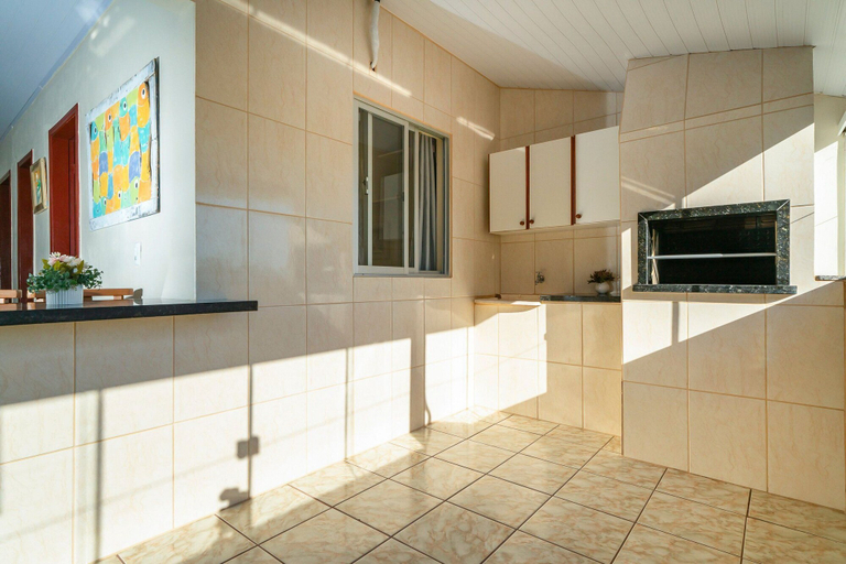 Others 5, AP 15 Ala Tainha Residencial Solavir, Bombinhas