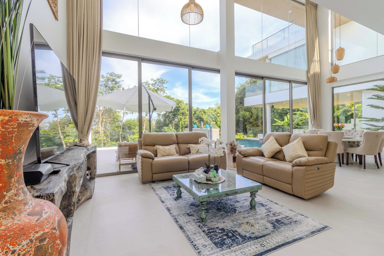 Interior 4, Skyview Brand New Fully Loaded V255, Phuket Island