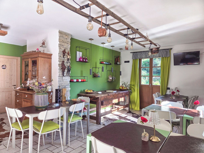 Food & Drinks 5, AGRITURISMO VALFRAJA, Trento