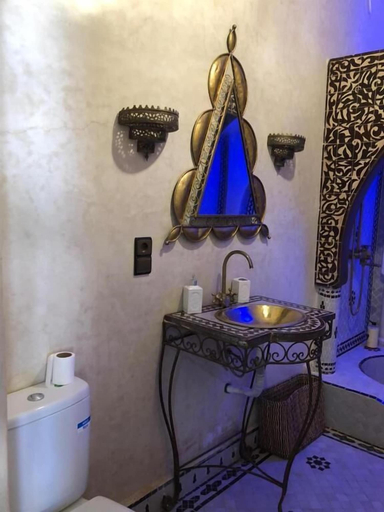 Bathroom 4, eden suites, Marrakech