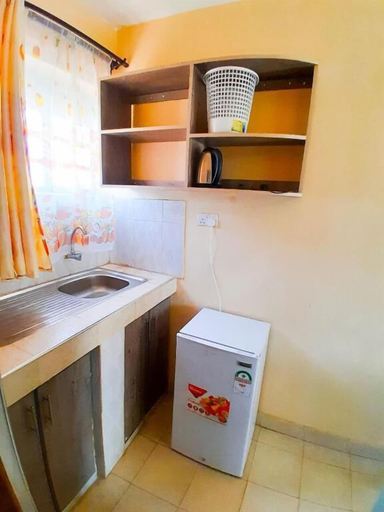Private kitchen 4, Lux Suites Villa De Leo Studios Bungoma, Kanduyi