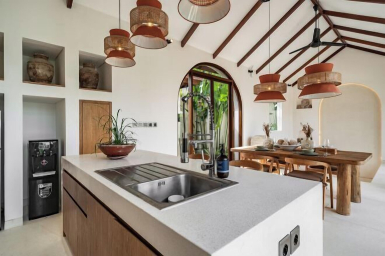 Private kitchen, Villa Singakerta Valley by BaliSuperHost, Gianyar
