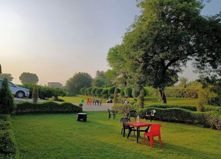Exterior, Rang Vilas, Mathura