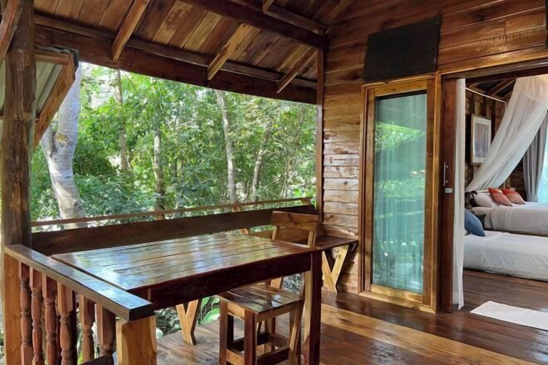 Outdoor dining, Suan Kaew Khampaeng, Muang Udon Thani