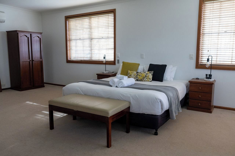 Bedroom 2, Bimbadgen Estate, Cessnock