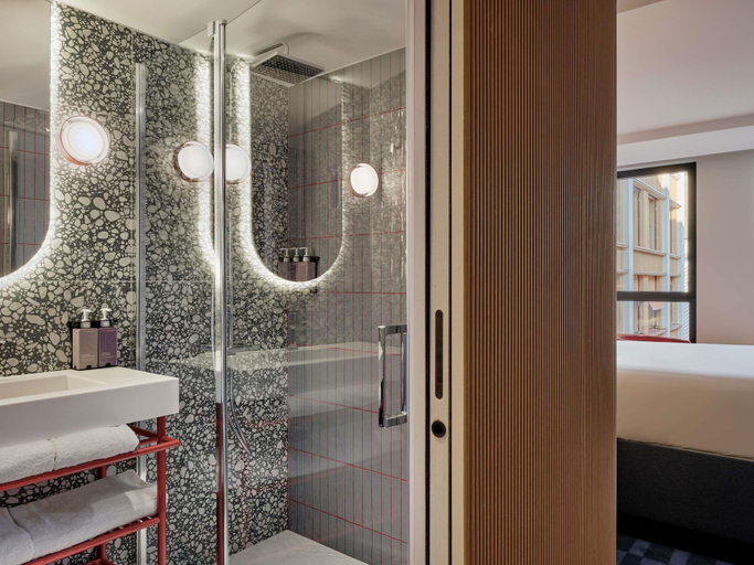 Bathroom 4, Tribe Paris Pantin, Seine-Saint-Denis