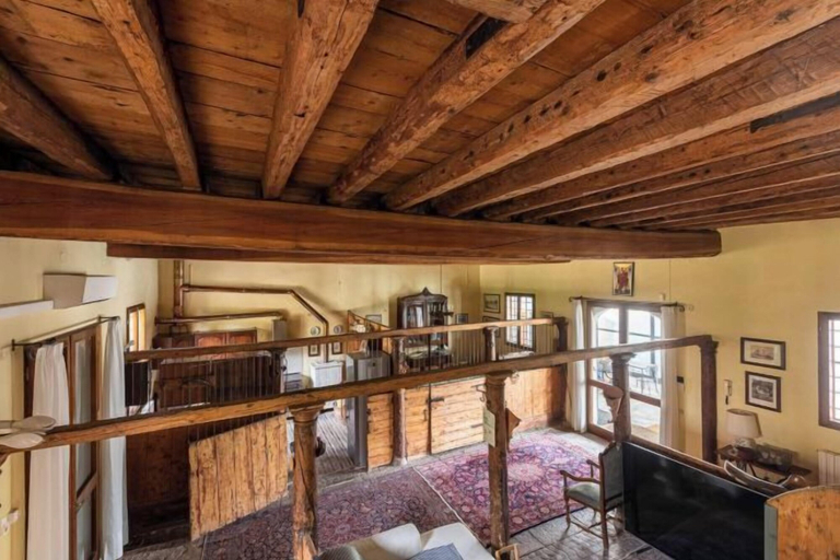 Interior 5, Big Scuderia Country mansion_500sqm, Padua