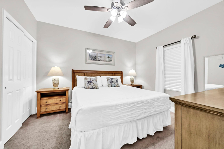 Bedroom 3, Laketown Wharf 906, Bay