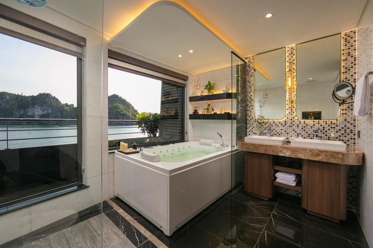 Bathroom 2, Calista Luxury Cruise, Hạ Long