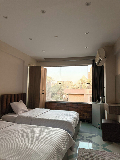 Room 2, The Pyramid Vault View INN, Al-Ahram