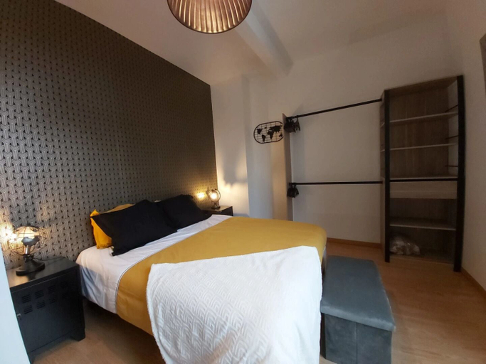 Bedroom 5, Le Saint-Georges, Aveyron