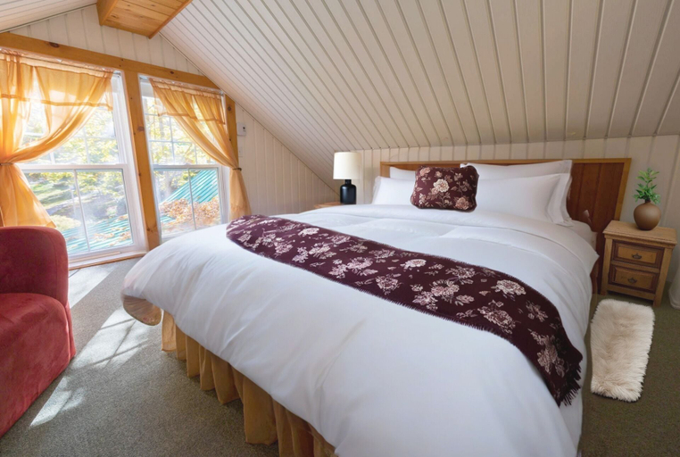 Bedroom 2, Domaine Riviere Sacacomie, Maskinongé