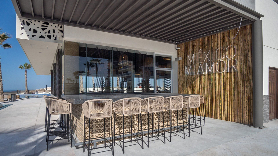 Outdoor dining 2, Distinctive Elegance 2 Bedroom Unit Encantame Viento 202, Puerto Peñasco