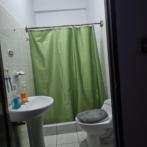 Bathroom, Hostal Casa Maricel, Granada