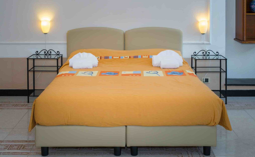 Room 3, Casa Vacanze sul Borgo, Savona