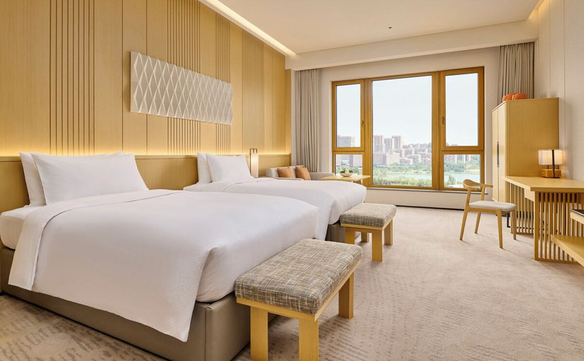 Bedroom 3, Secan Hotel Qingdao, Curio Collection By Hilton, Qingdao