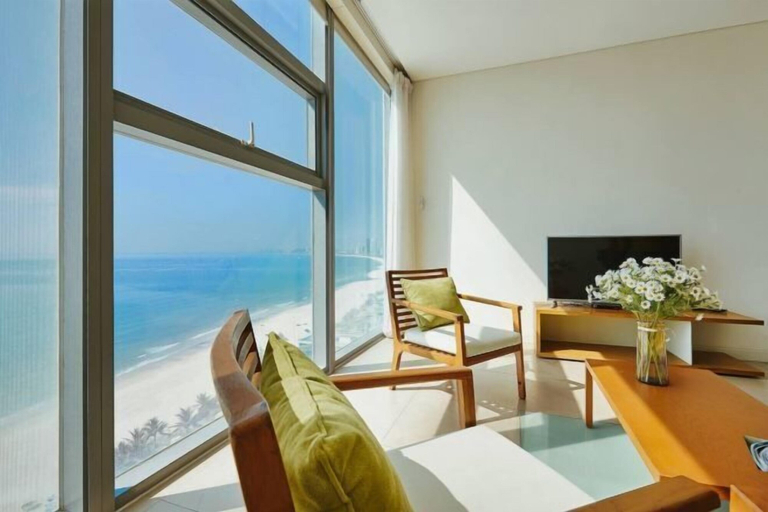 Living area, Beachfront 2 Bedroom Appartment with Glass wall by Villuxy, Da Nang