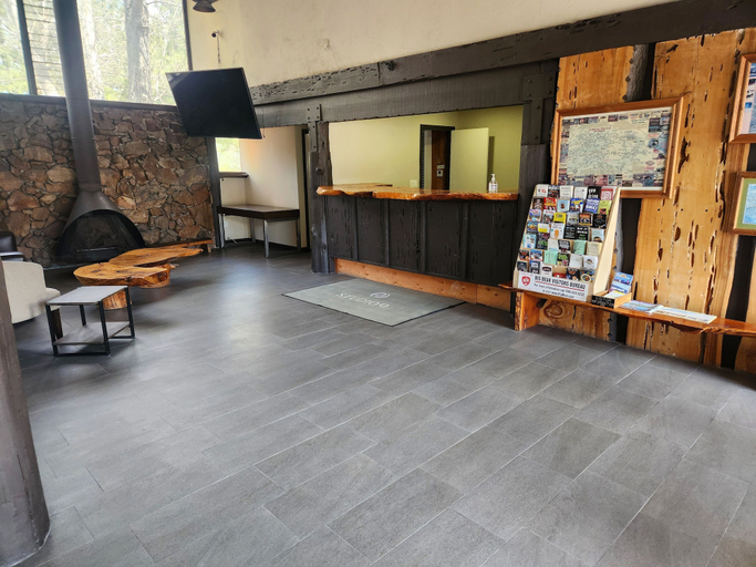 Reception 4, Studio 9 Big Bear, San Bernardino