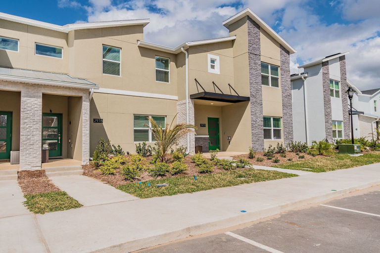 Exterior 4, Luxury 4bd/3ba Home Storey Lake, Osceola