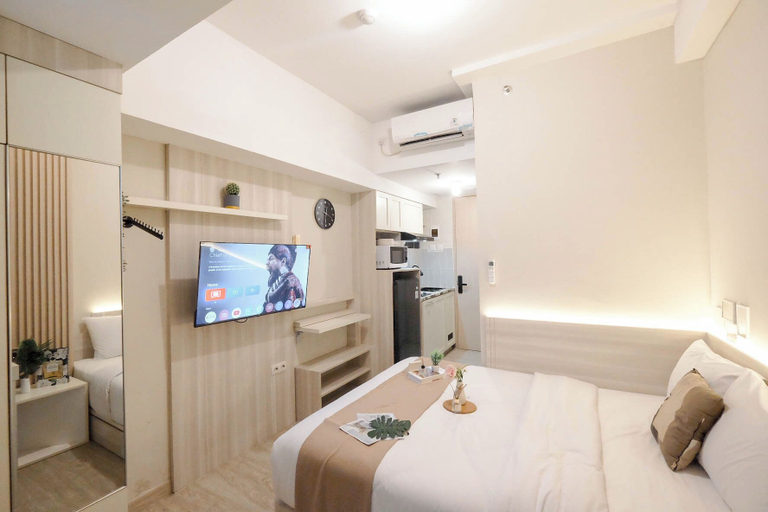 Bedroom 2, Wooden Accent Studio At Tokyo Riverside Pik 2 Apartment, Tangerang