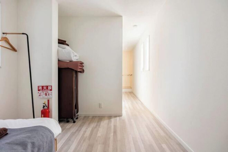 Room 2, Arai 1chome, Suginami