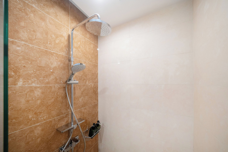 Bathroom 4, Thawalai Inn, Kata Beach, Phuket Island