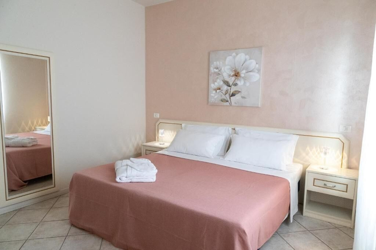 Bedroom 2, La Maison du Port, Verona
