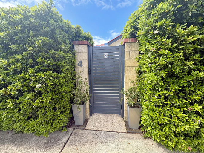 Exterior 2, Hayes Haven Bunbury Escape, Bunbury