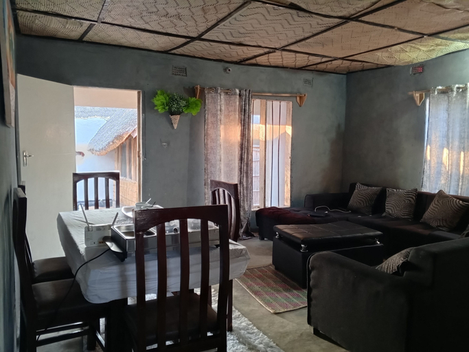 Living area 2, Quest Lodges and Safaris, Lake Malawi