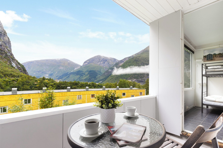 Terrace/patio, Trolltunga Hostel, Odda
