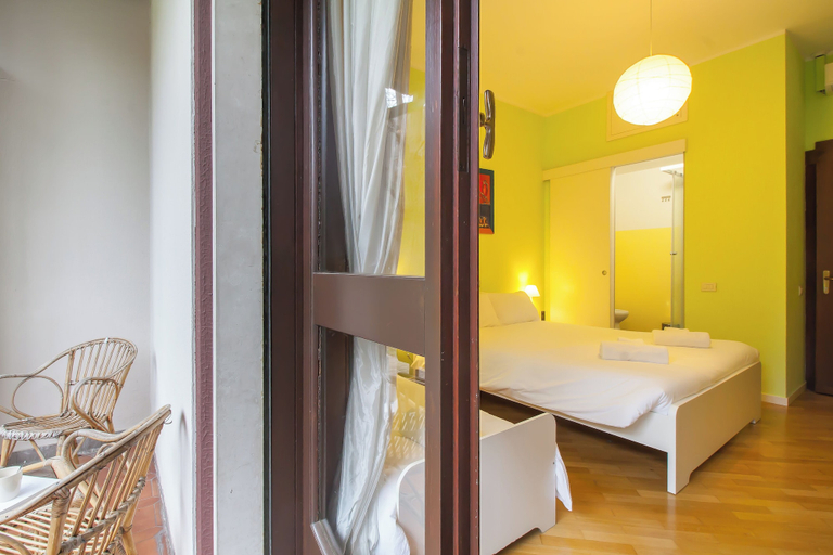 Bedroom 4, VILLA PARADIS B&B, Lecco