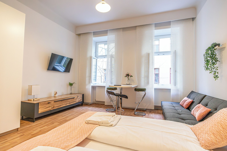 View from room, Chic 2BR City Stay Central Location, Wien