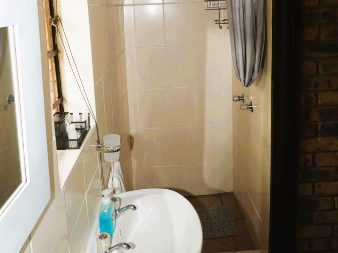Bathroom 4, elephant memories safari lodge, Ehlanzeni