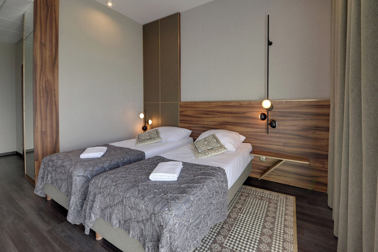 Room 4, RentPlanet - Apartamenty Karkonoskie, Jelenia Góra