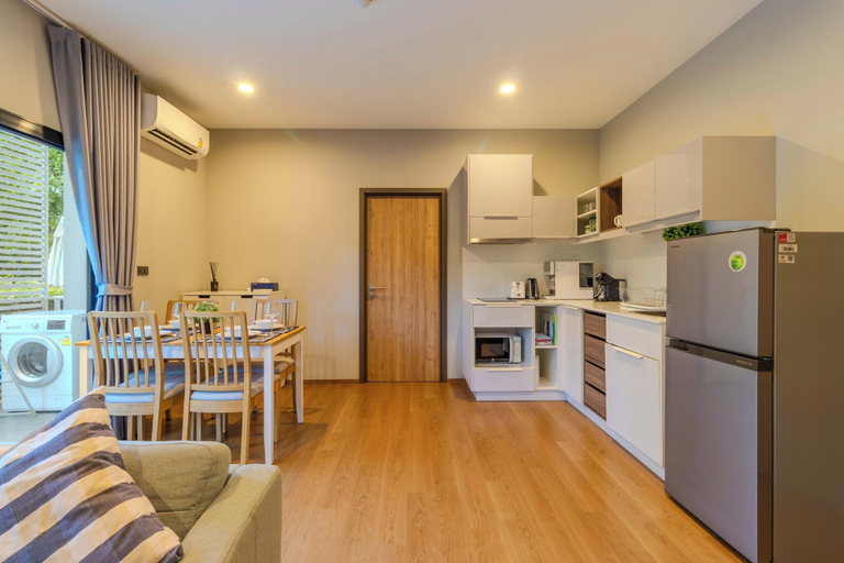 Interior 5, 2Br Pool Access Near Rawai Beach C241, Phuket Island