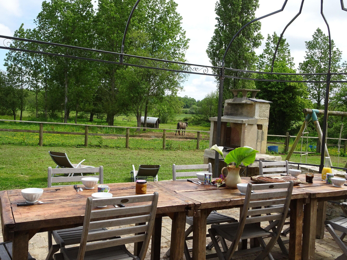 Food & Drinks 4, Country House on a Beautiful Medieval Estate, Manche