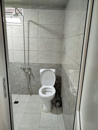 Bathroom 2, Sabir iki, Baku