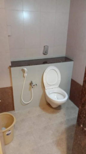 Bathroom 3, Hotel Shrinivas Residency, South Goa