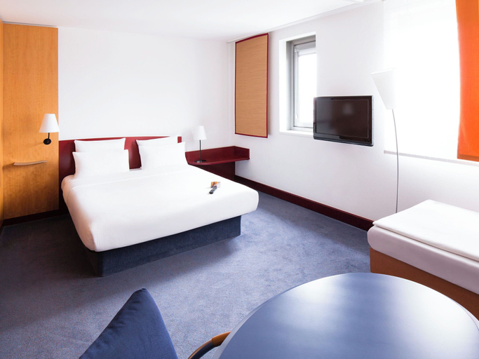 Bedroom 3, Novotel Suites Hannover City, Region Hannover