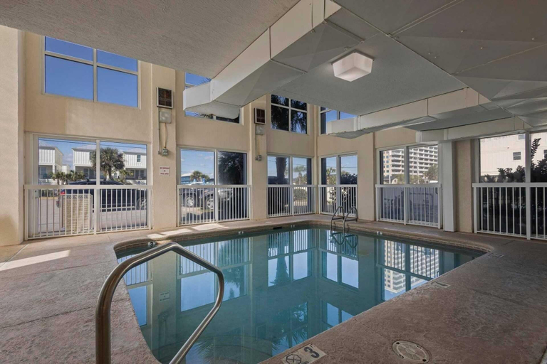 Pool 5, Caribbean 502 1 Bedroom Condo, Baldwin
