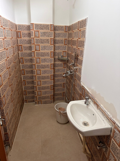 Bathroom 4, Kiara - The Guest House, East Khasi Hills