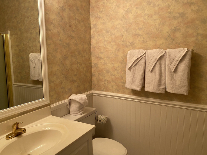 Bathroom 4, Ocean Keyes 3941 by RedAwning, Horry