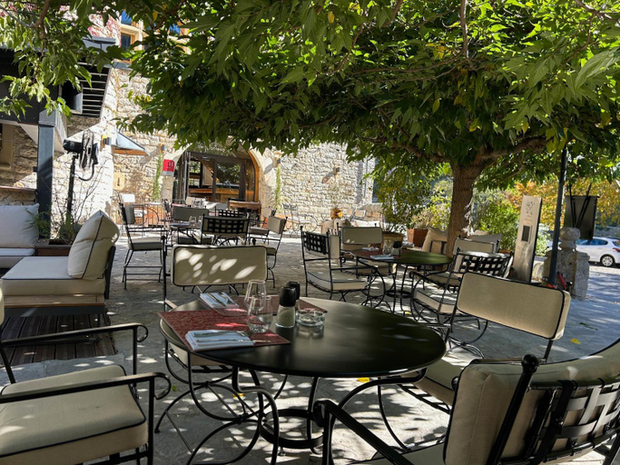 Food & Drinks 4, Hotel-Restaurant Le Manoir De Montesquiou, Lozère