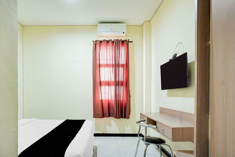 Room 4, OYO 94806 Kostel 97, Palembang