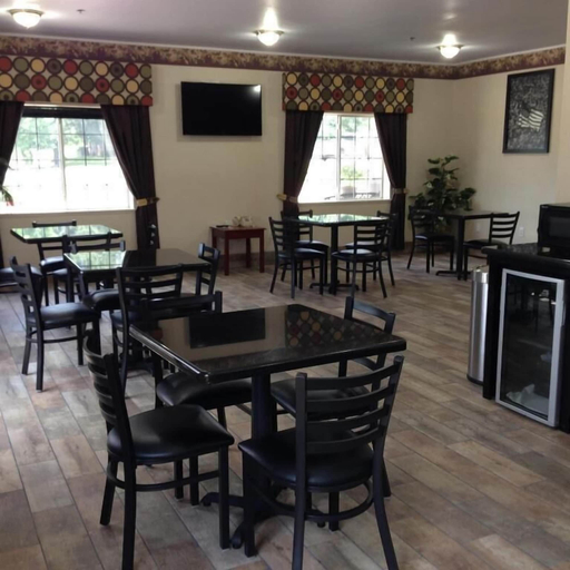 Breakfast area 3, Hotel Piney Woods, Walker
