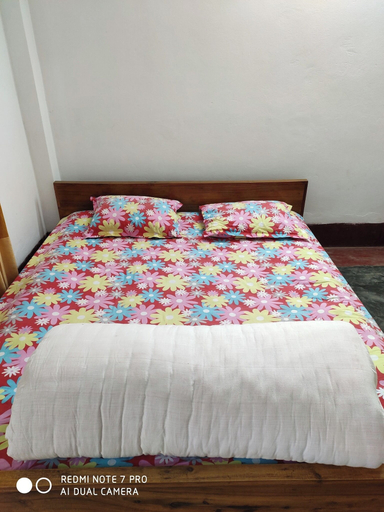 Room 4, Brishti Bilash Guesthouse, Moulvibazar