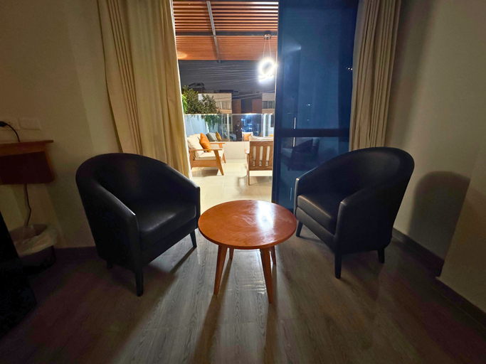 Living area 2, City Tower Hotel, Lima